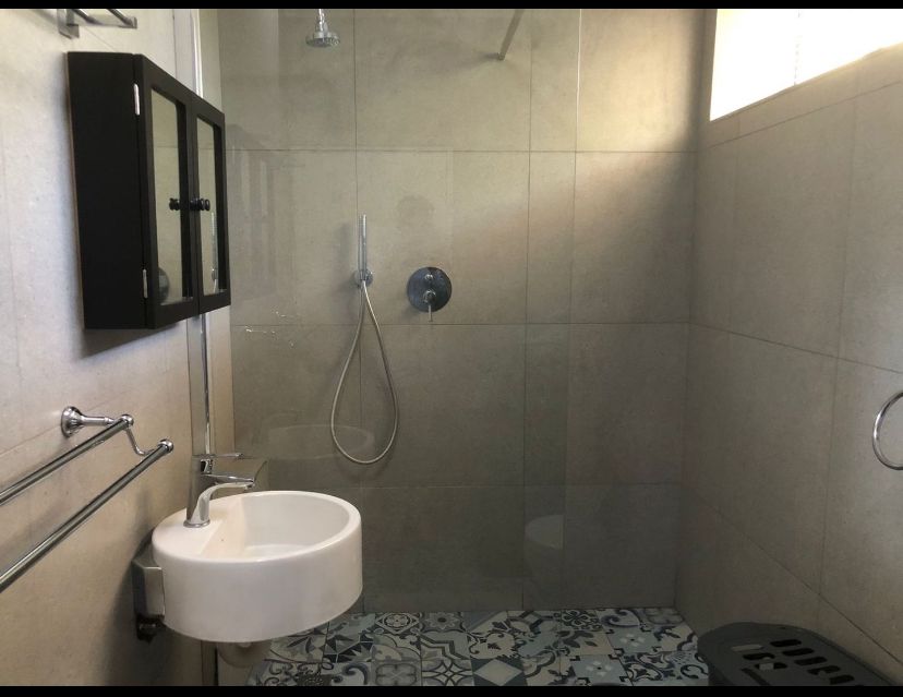 To Let 3 Bedroom Property for Rent in Zonnebloem Western Cape